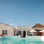 Quinta Do Pinheiro Apart Otel *
