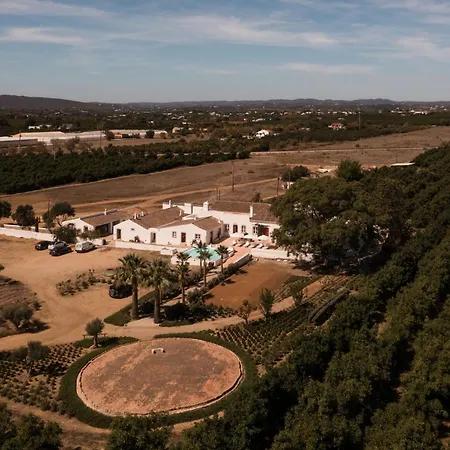 Quinta Do Pinheiro * Pinheiro (Faro)